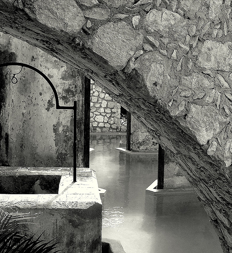 Hacienda Alberca B&W (Redux)