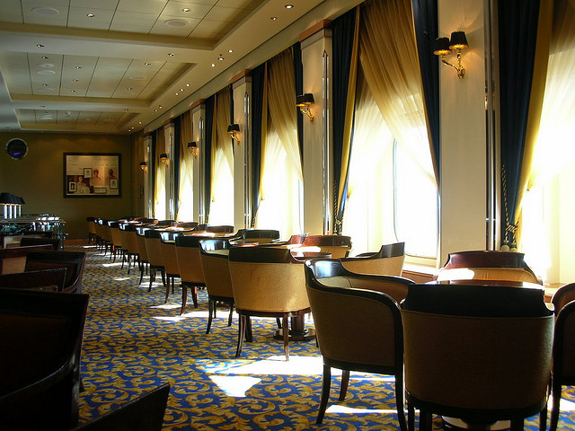 Cunard QM2 Queen's Room