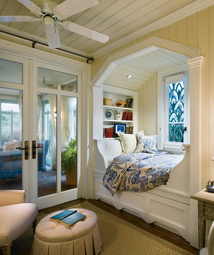 Bed Nook