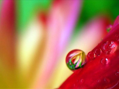 Shooting Water Droplets — 51 Stunning Examples Of Water Droplet ...